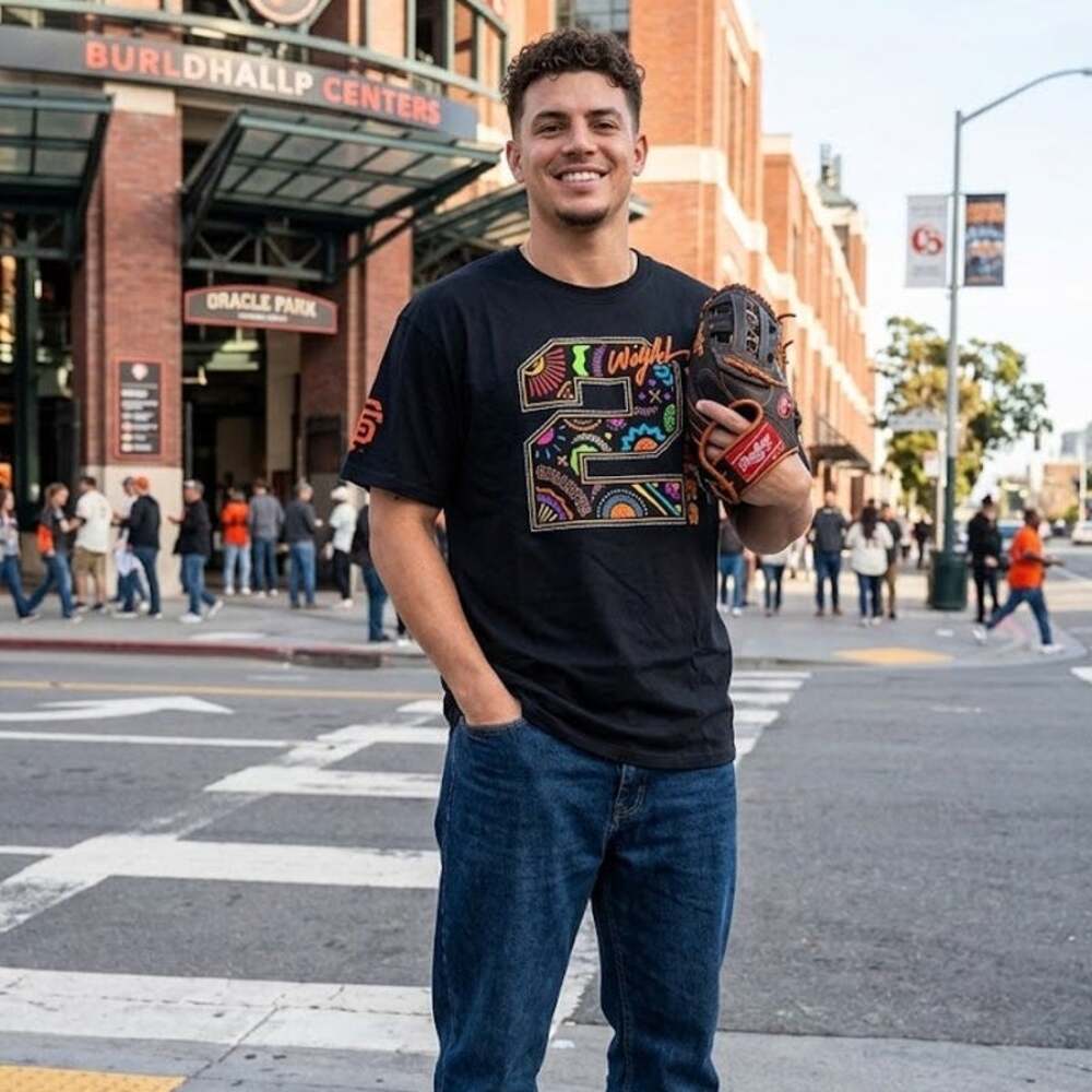 San Francisco Giants Willy Adames 2 Fiesta Gigantes Shirt XL Black Coors Light